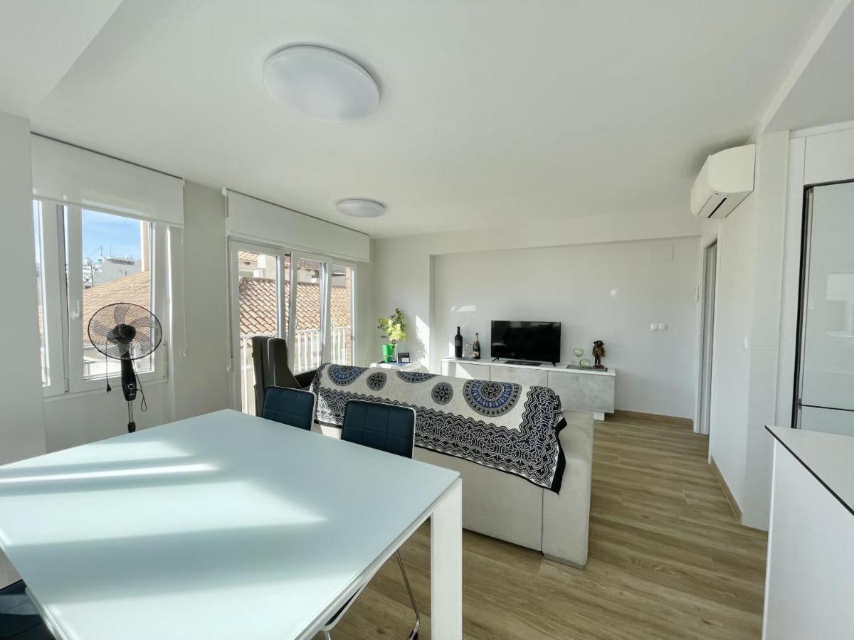 Luxury Center Apartment Benidorm Bagian luar foto