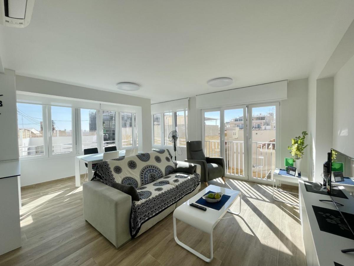Luxury Center Apartment Benidorm Bagian luar foto