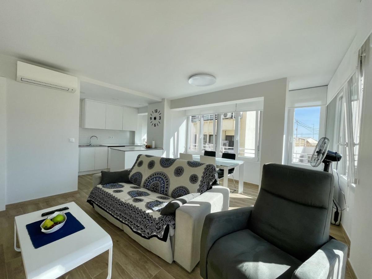 Luxury Center Apartment Benidorm Bagian luar foto