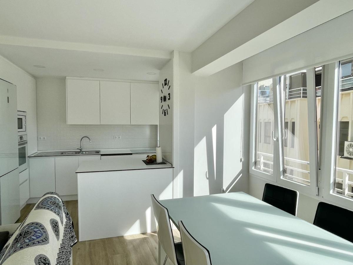 Luxury Center Apartment Benidorm Bagian luar foto