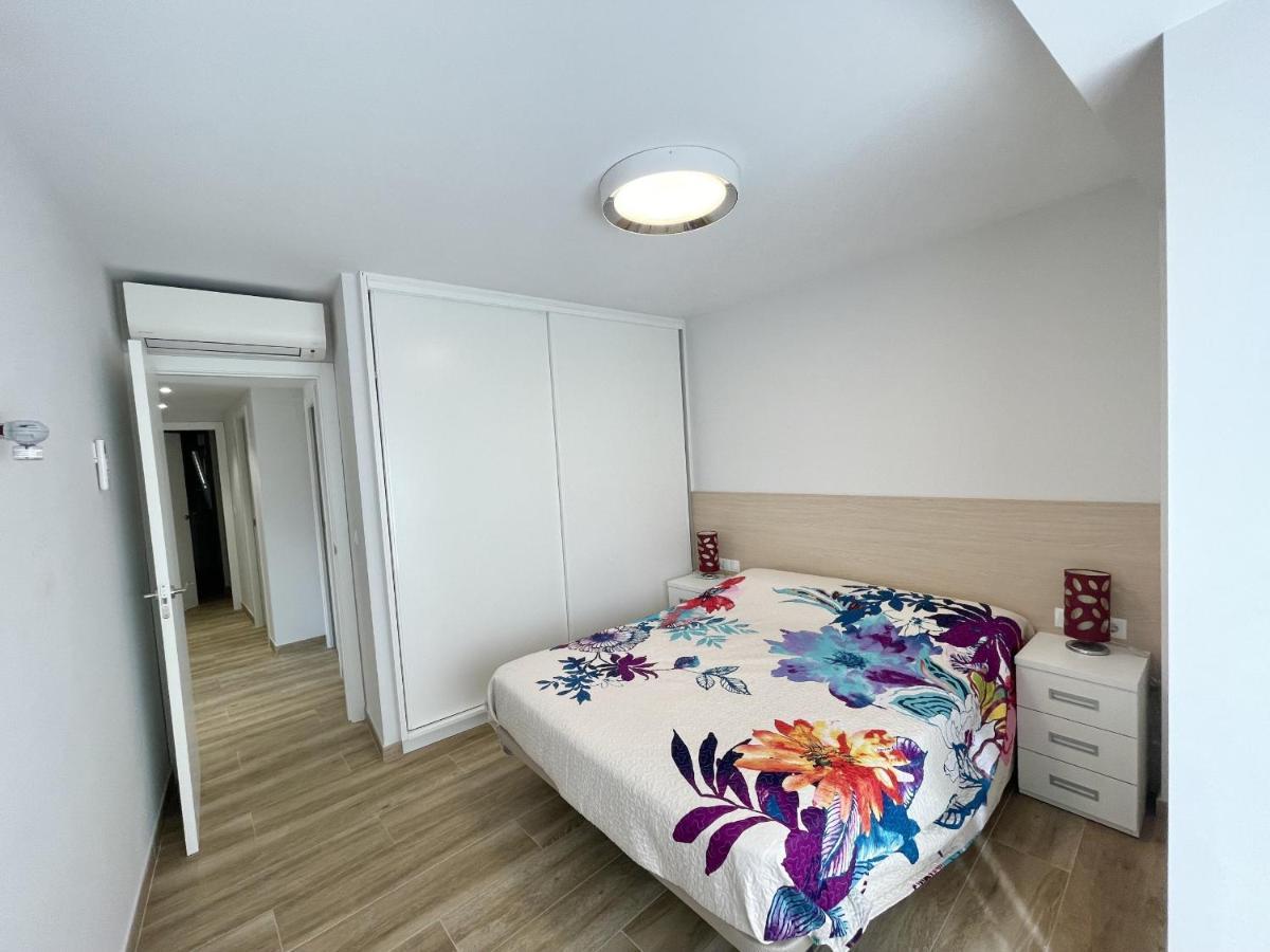 Luxury Center Apartment Benidorm Bagian luar foto